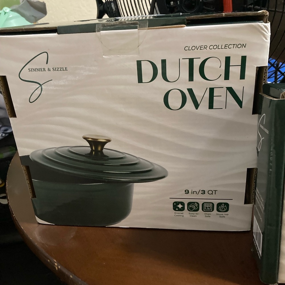 Clover Collection Dutch Oven - Deep Green